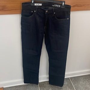 GAP Mens 33x32 Straight Leg, Dark Blue Jeans.
